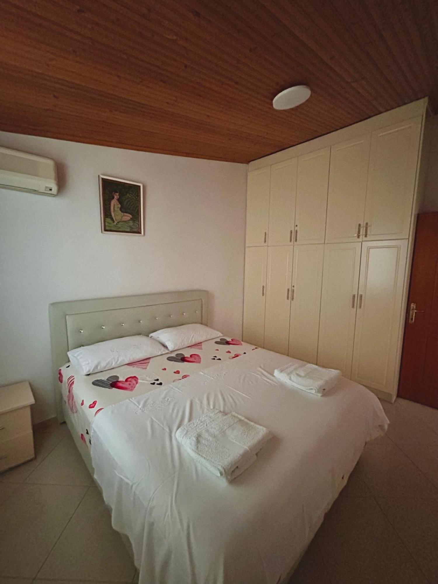Guesthouse Nedin Ксамил Экстерьер фото