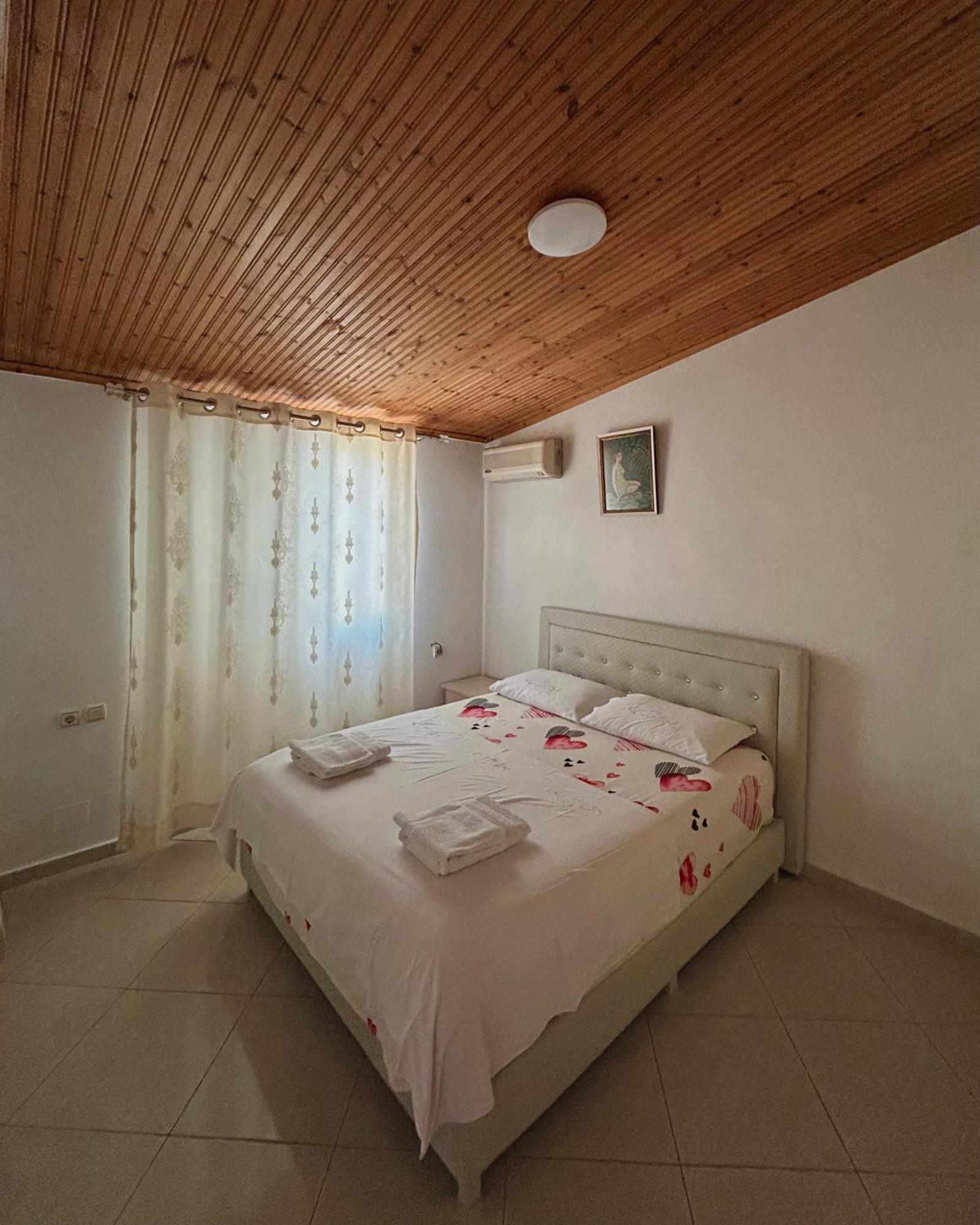 Guesthouse Nedin Ксамил Экстерьер фото